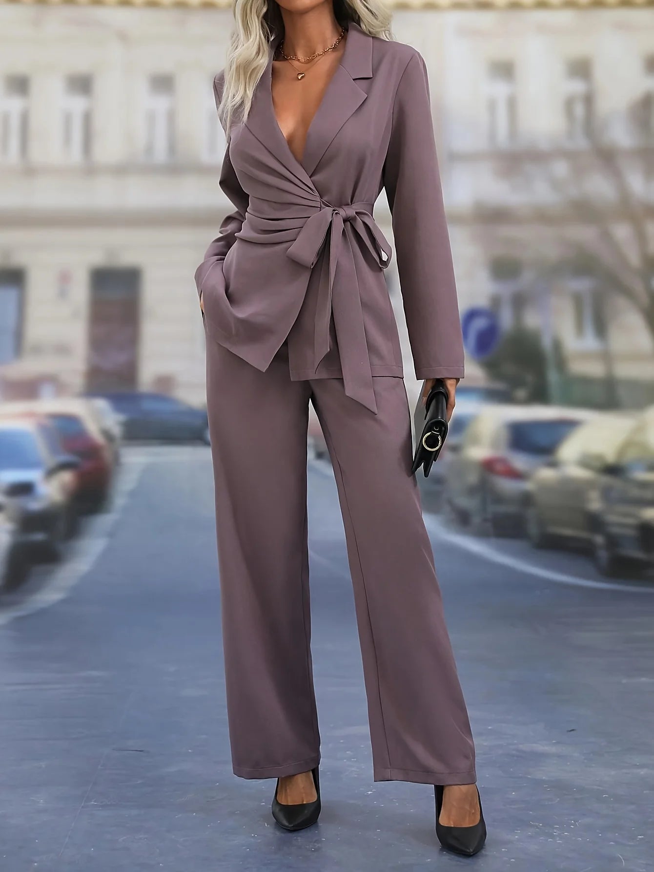 Women's plus size office suit