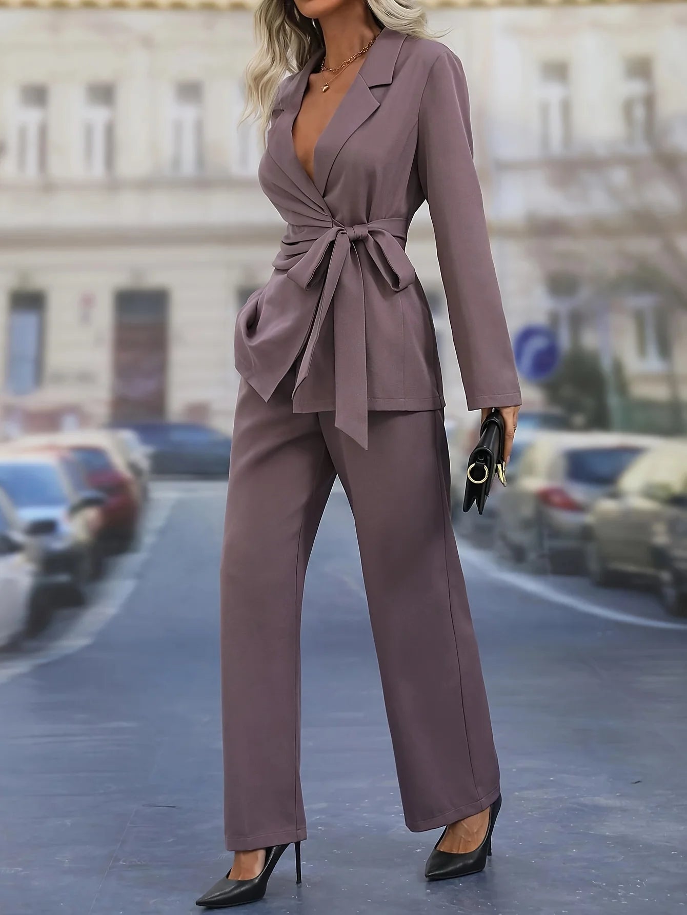 Women's plus size office suit