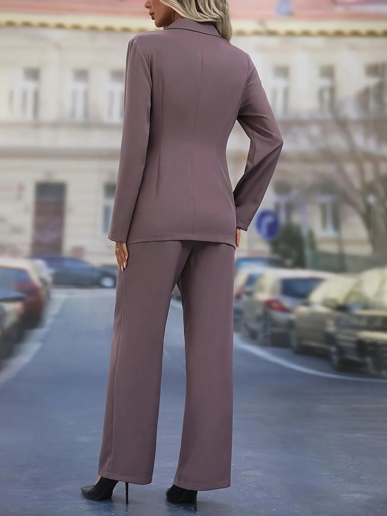 Women's plus size office suit