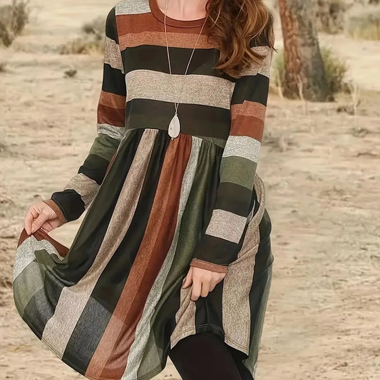 High-end fashion elegant striped bestseller round-neck dress in size 2525